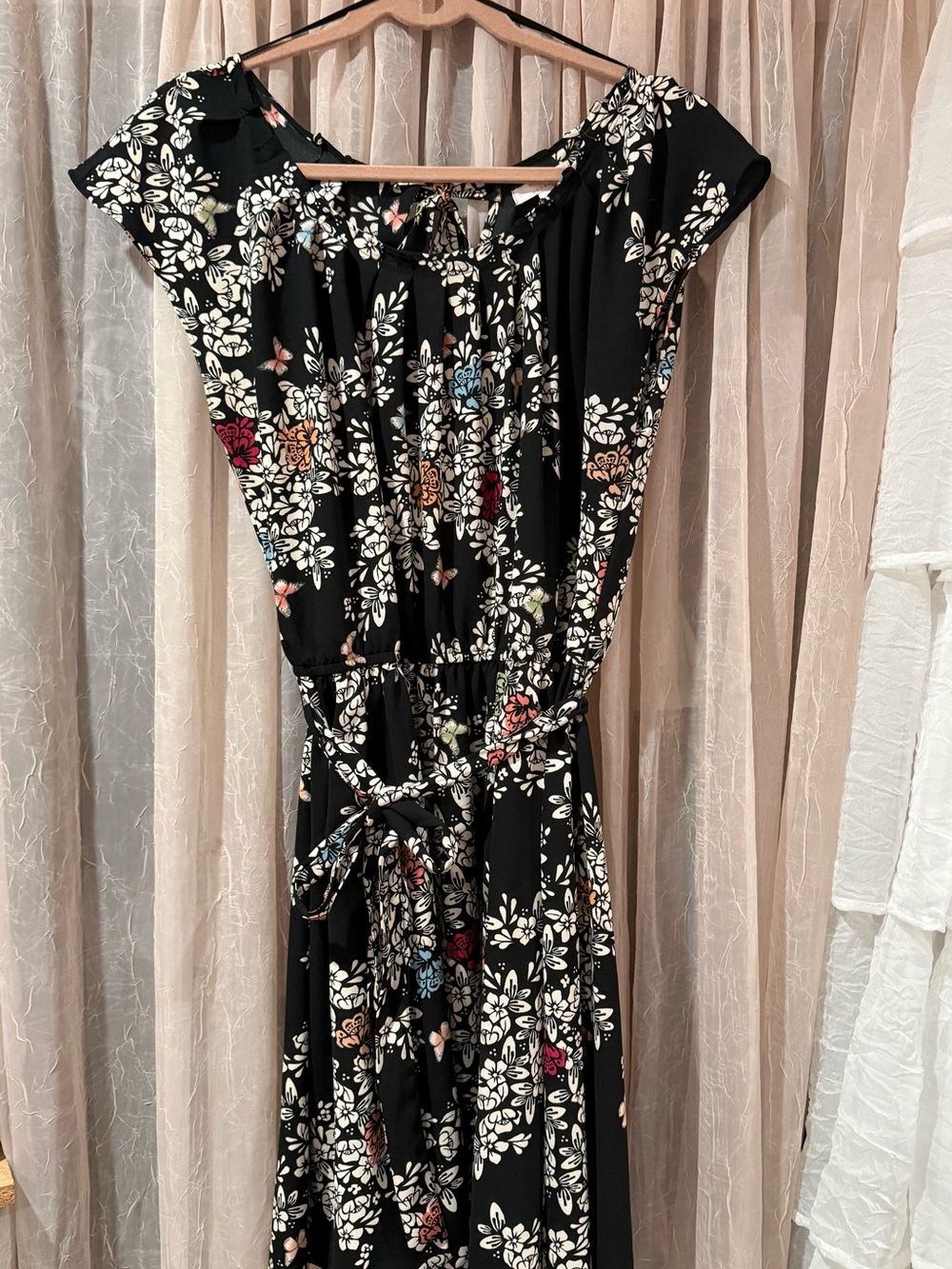 LC Lauren Conrad Black Floral Tie-Waist Dress